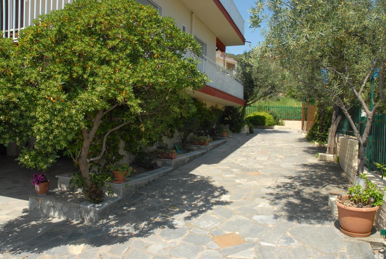 Anestis Apartments & Rooms Paleo Tsifliki Exterior photo